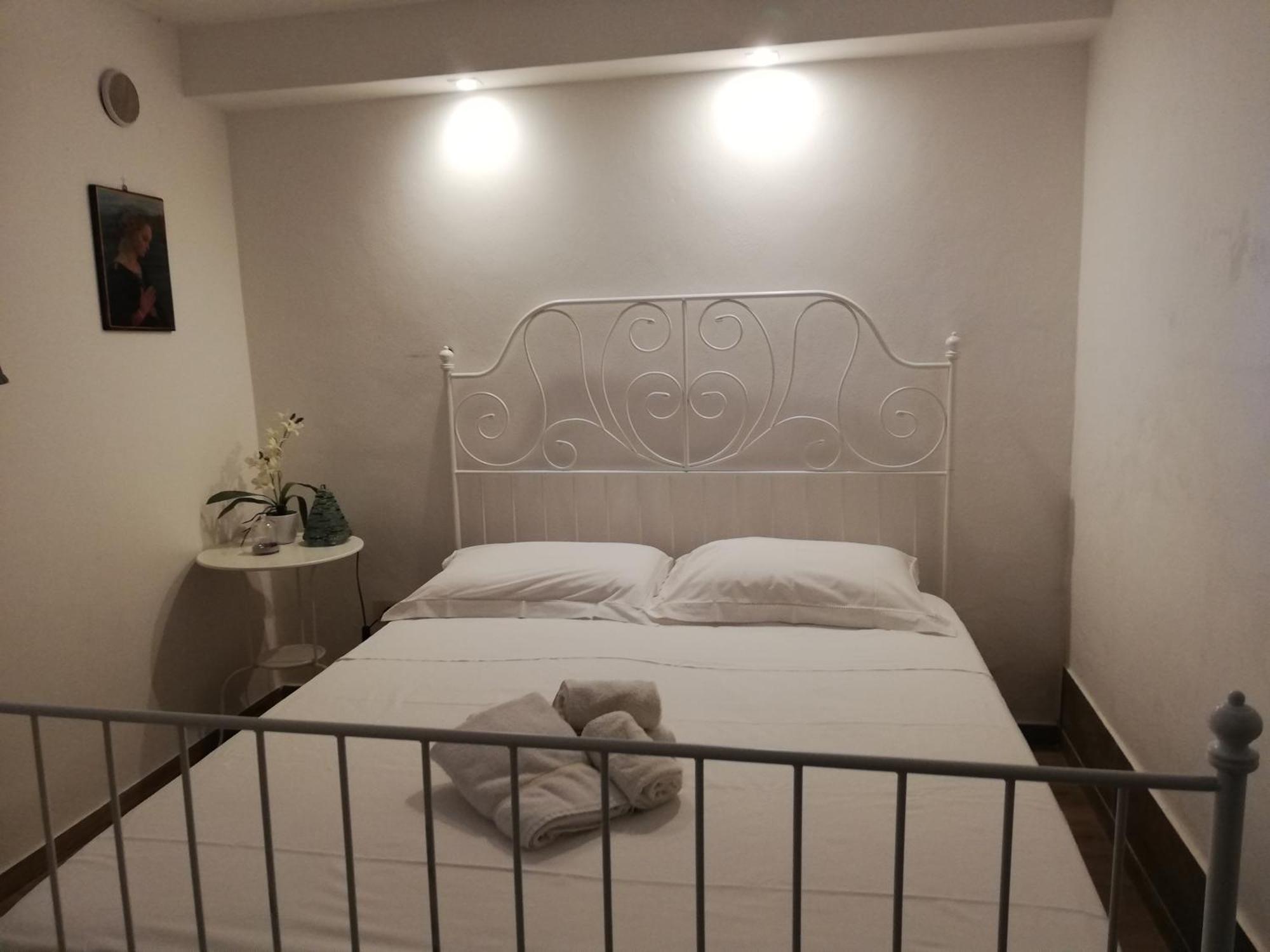 Fabiene Familyholidays Gelsonia Cefalu Bagian luar foto